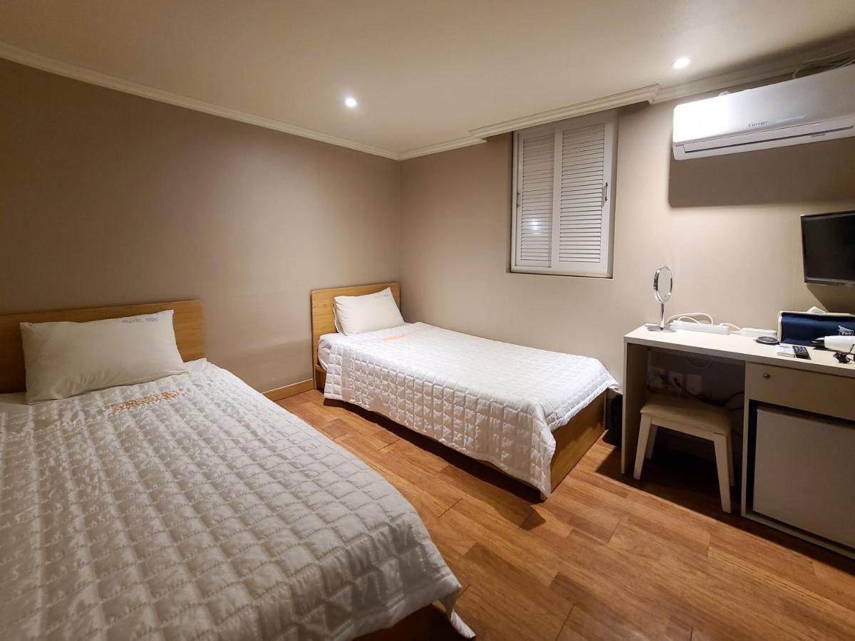 Hotel Mini Busan Eksteriør billede